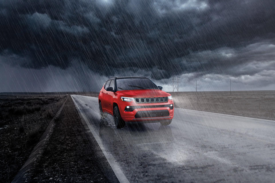 2024 Jeep Compass Altitude Overview near Renfrew, ON Arnprior