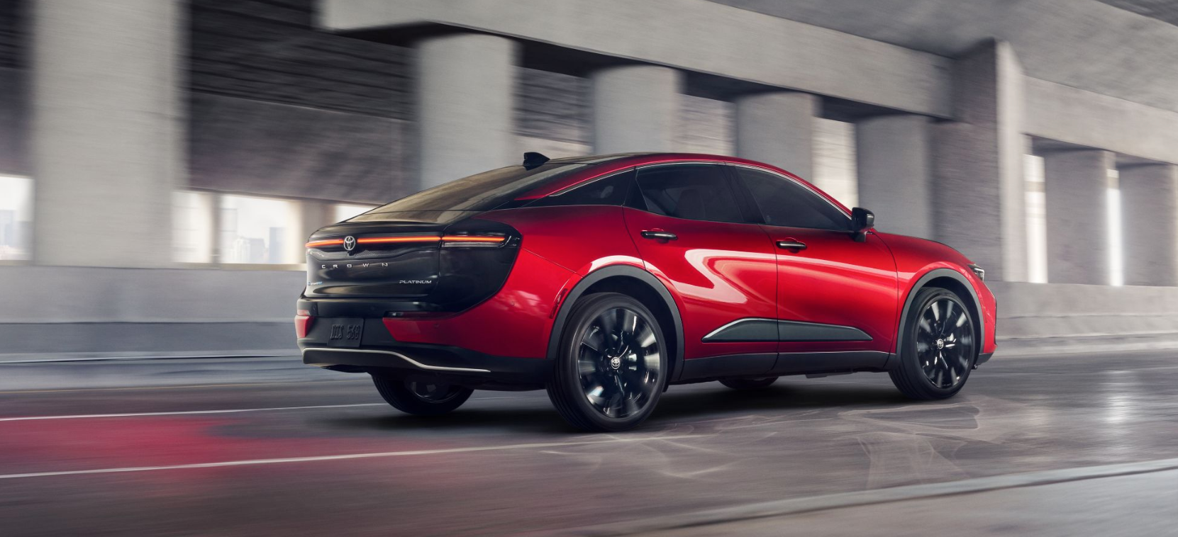 Toyota Crown Performance