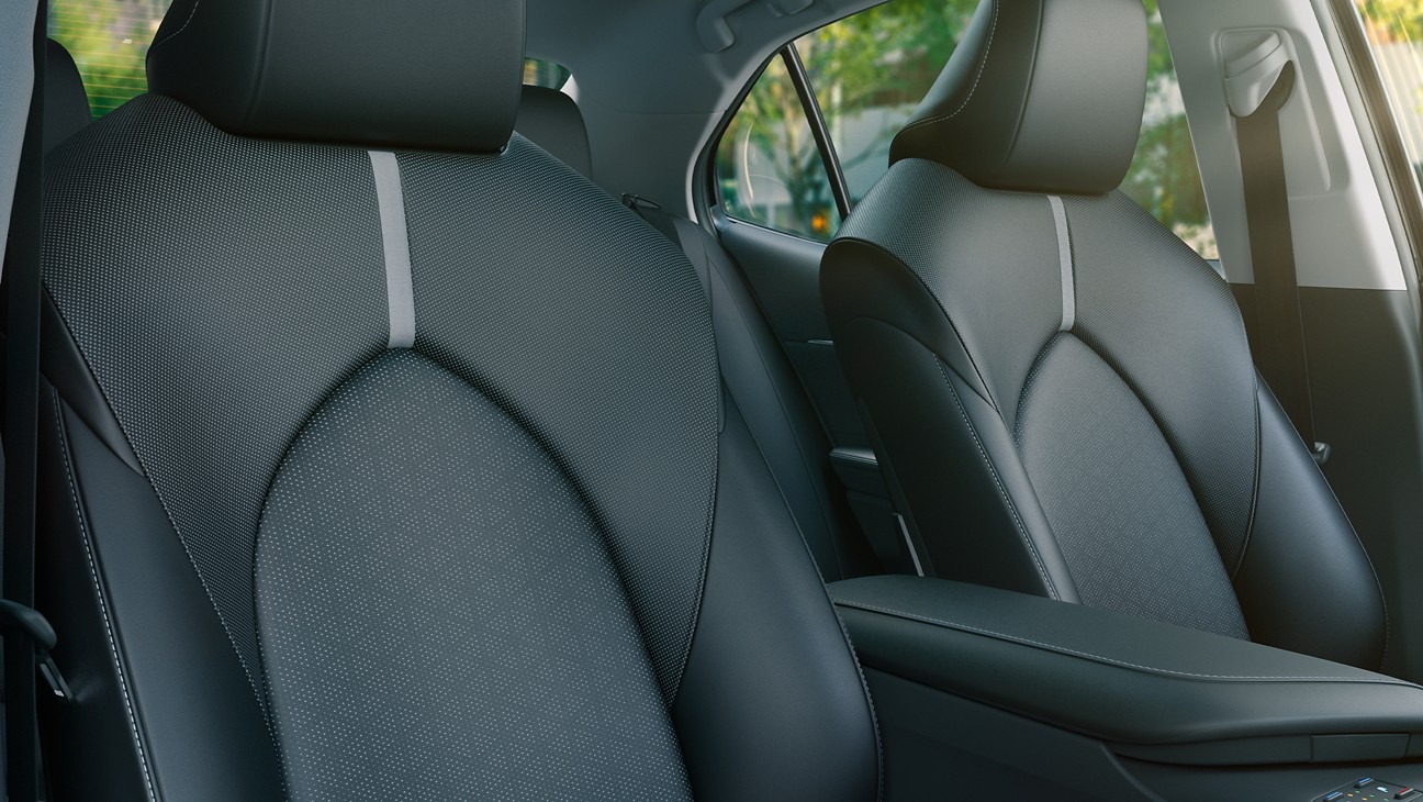 2024 Toyota Camry Hybrid Front Seats