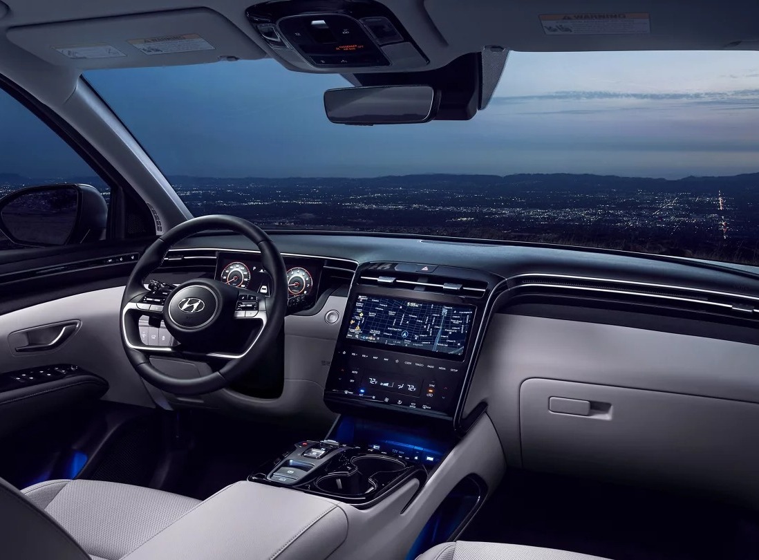 2024 TUCSON Center Stack