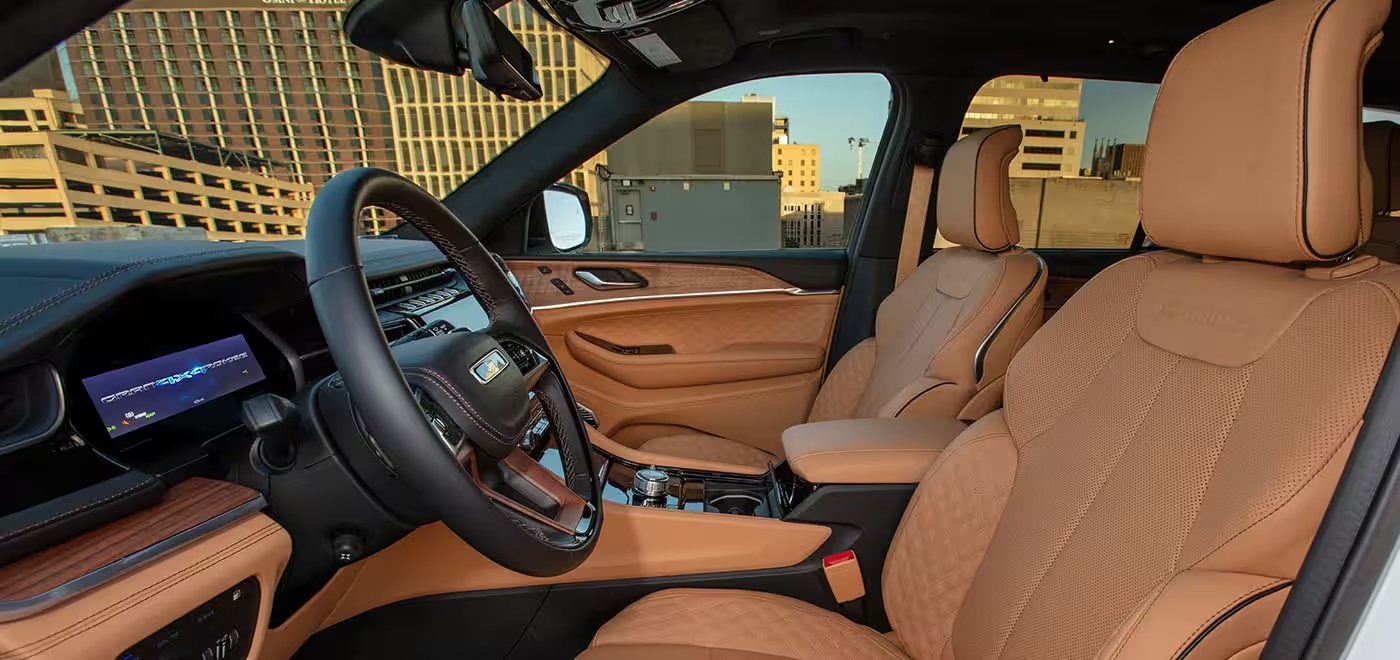 2024 Jeep Grand Cherokee 4xe Seating