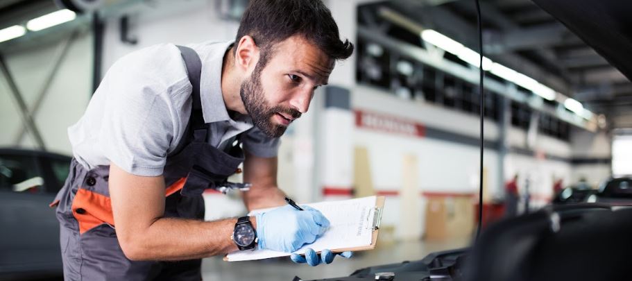 Synthetic vs Conventional Oil near Houston, TX