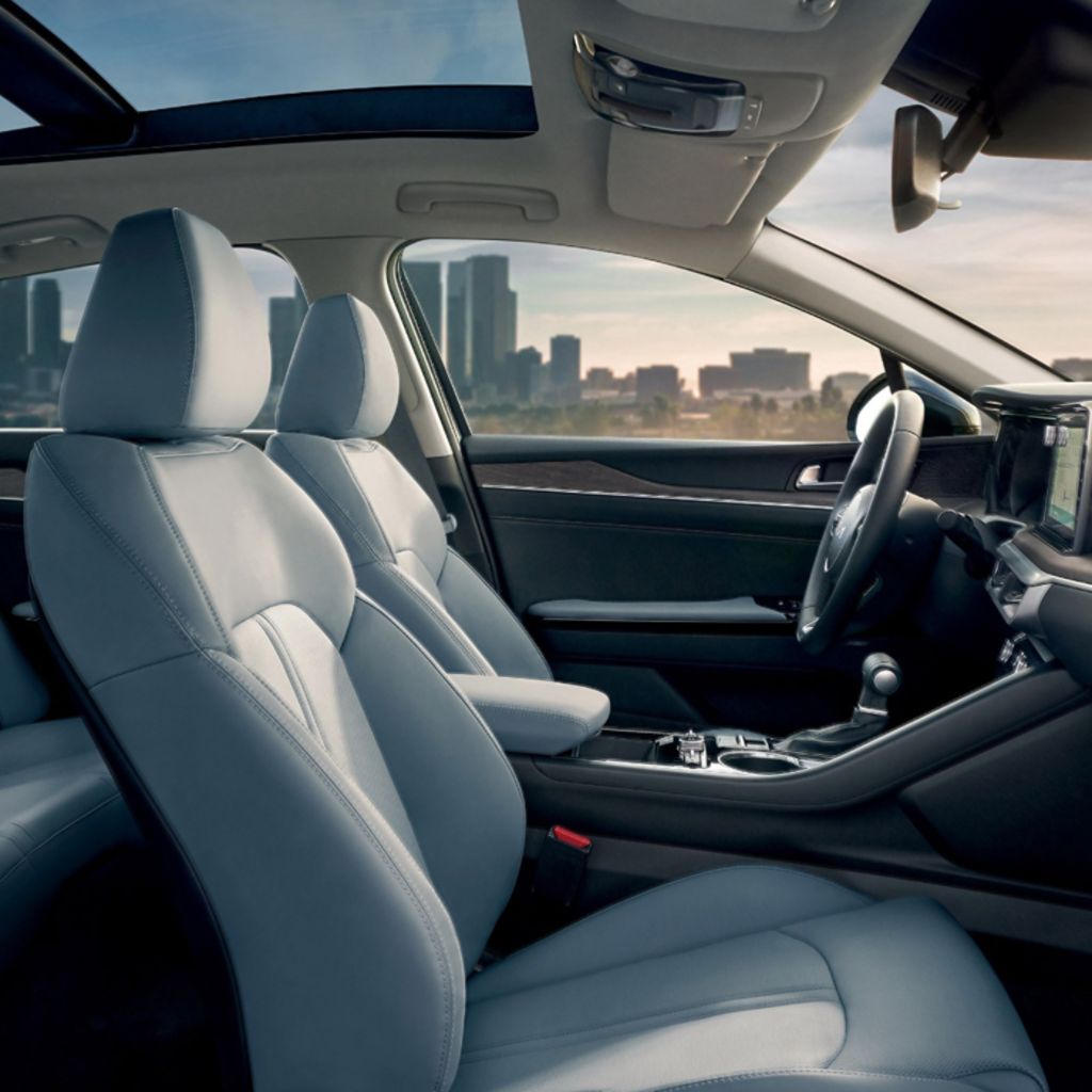 2024 Kia K5 Front Cabin