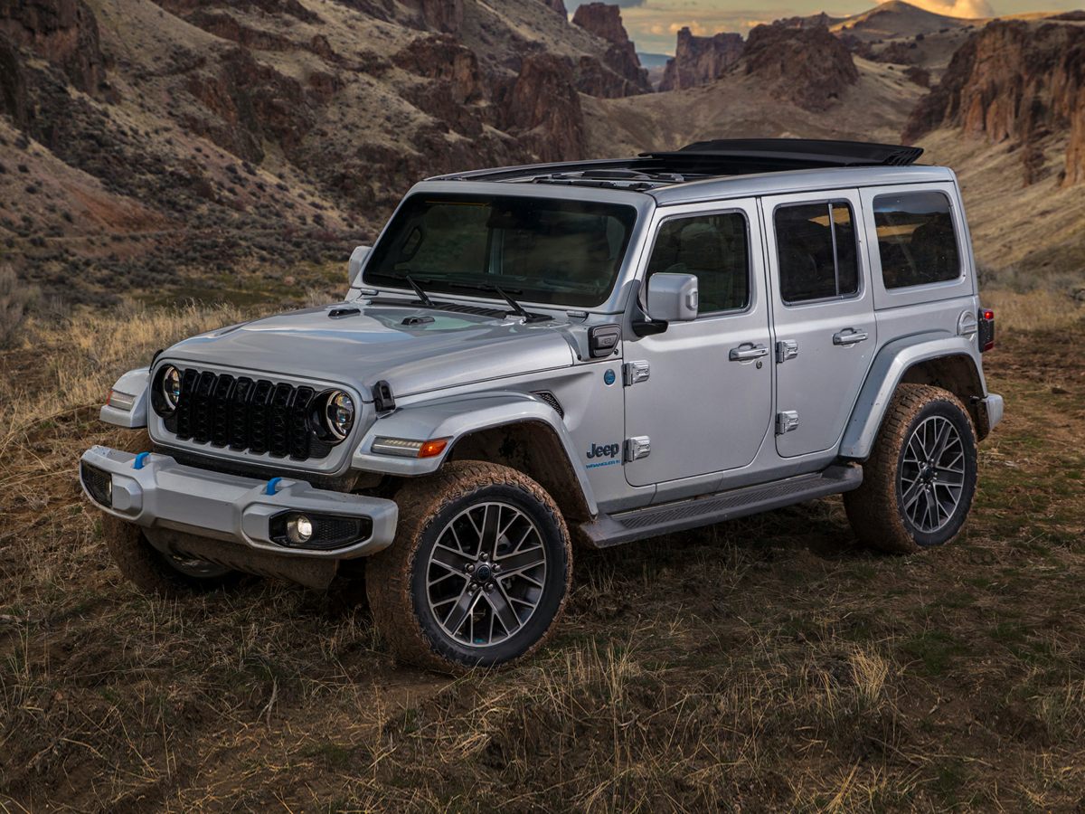 Windshield Trim Kit | JEEP WRANGLER 4XE SAHARA 2021