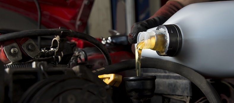 Oil Change Service near Aurora, IL