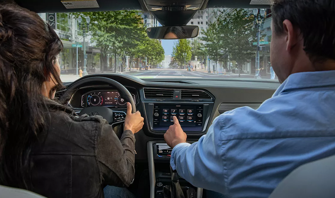 2024 Volkswagen Tiguan Front Cabin