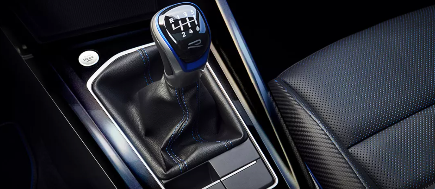 Manual Gear Shifter of the 2024 Volkswagen Golf R