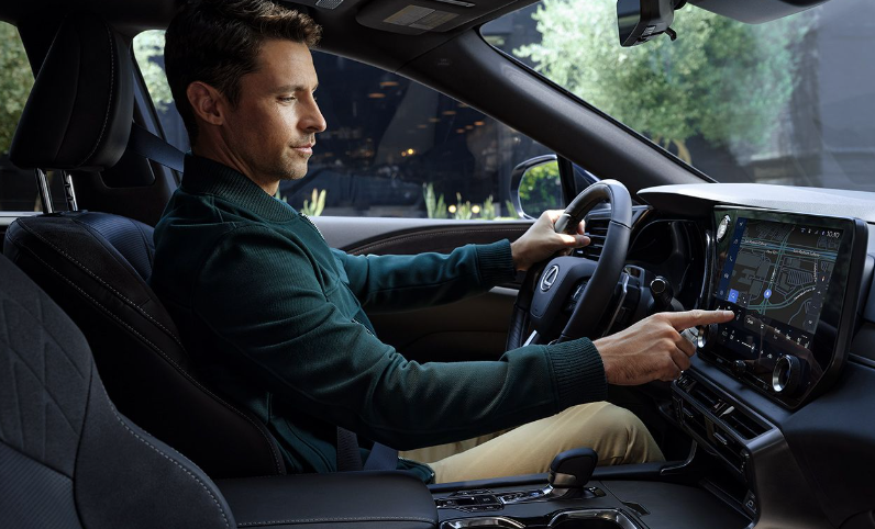 2024 Lexus RX 350 Front Row