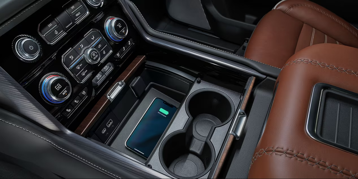 2024 GMC Yukon Wireless Charger