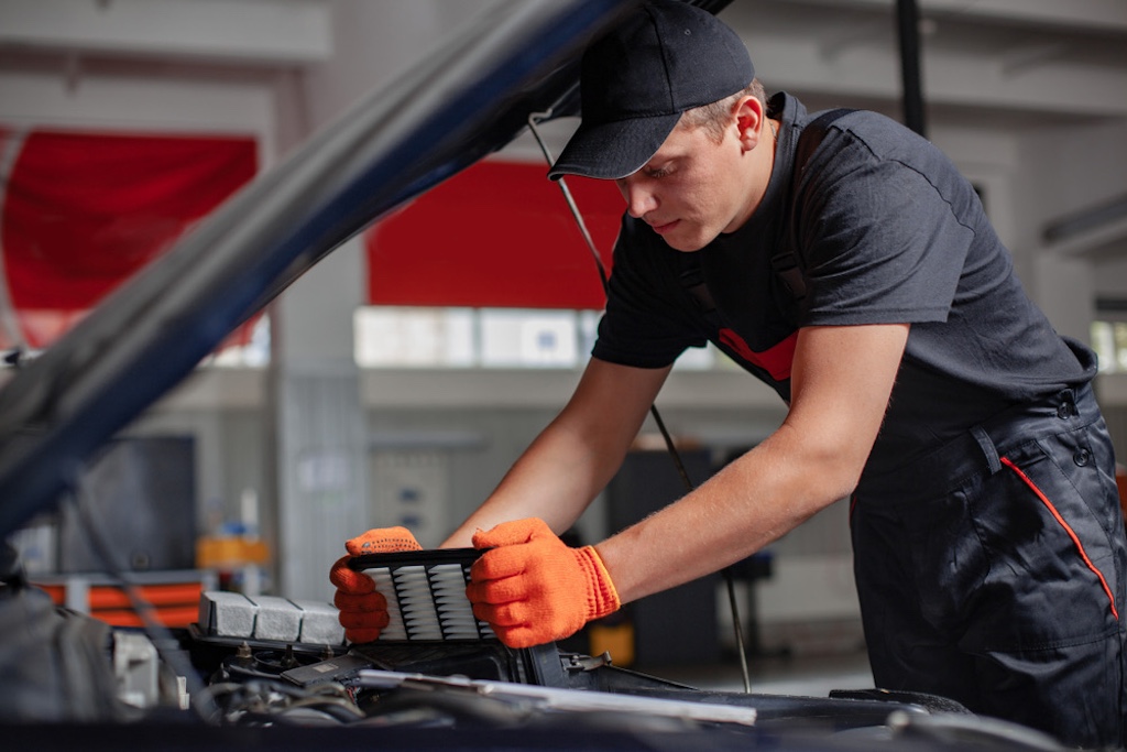 Maximizing Engine Health The Essential Guide to Replacing Your Car's Air Filter by Daytona Nissan
