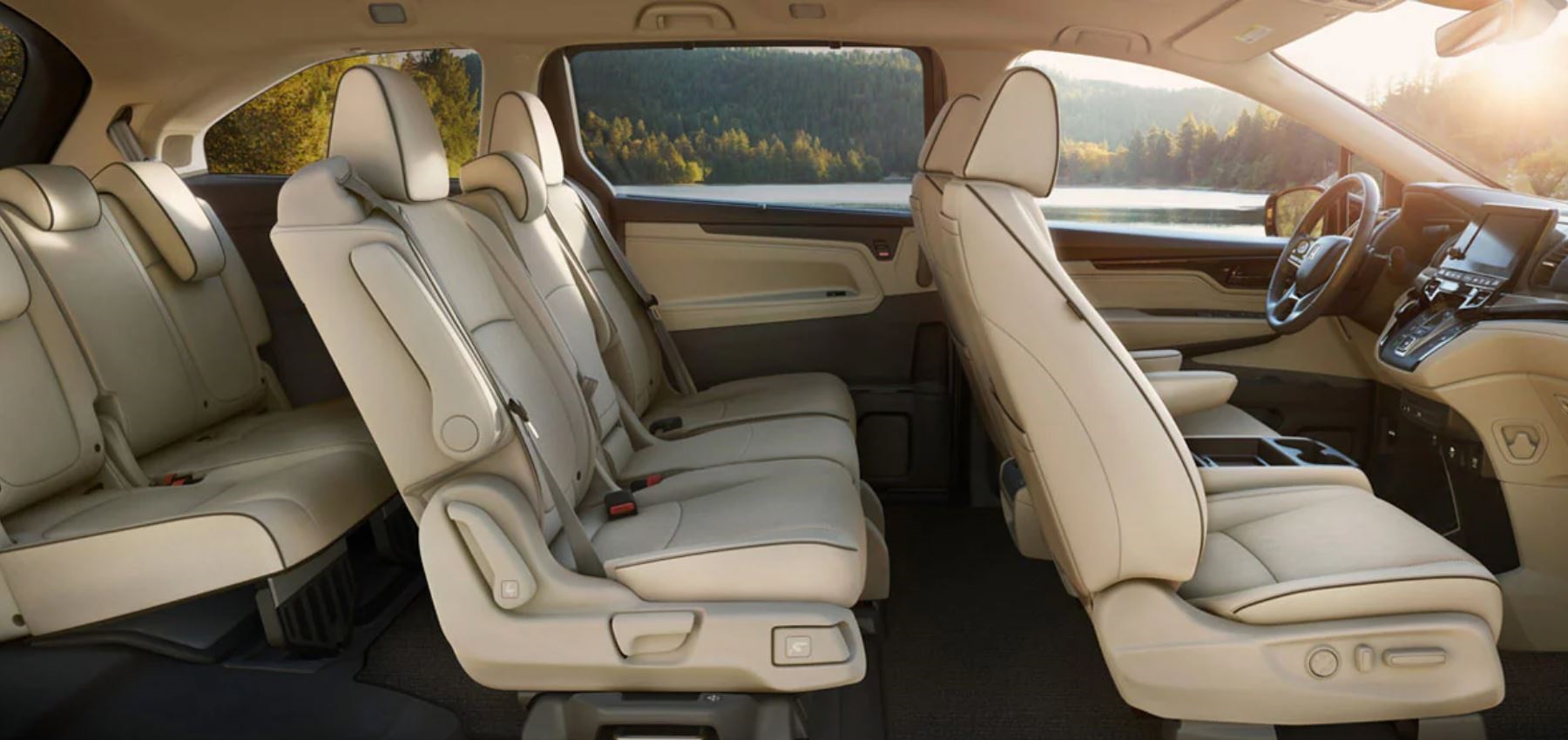 2024 Honda Odyssey Touring Seating Arrangement