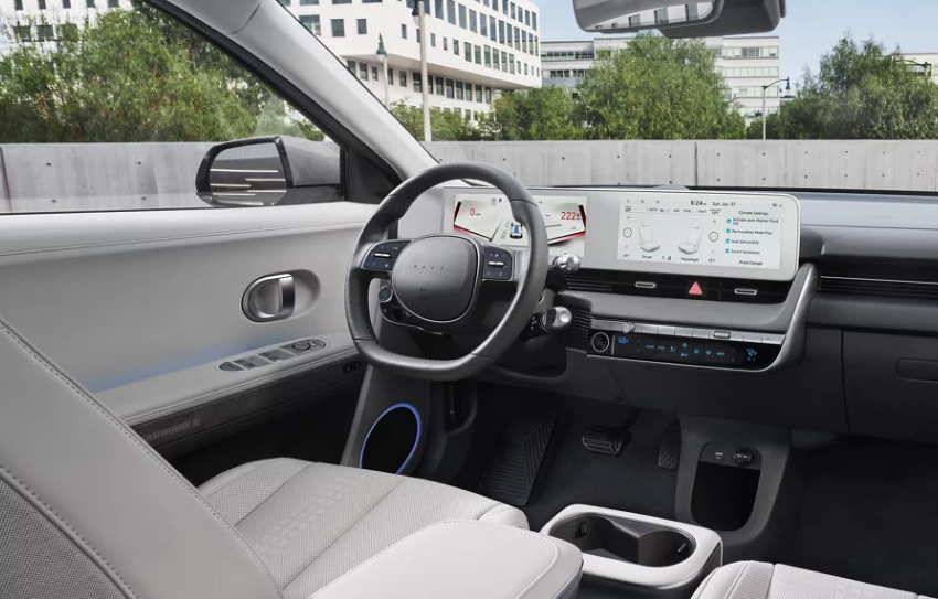 2024 Hyundai IONIQ 5 Dashboard