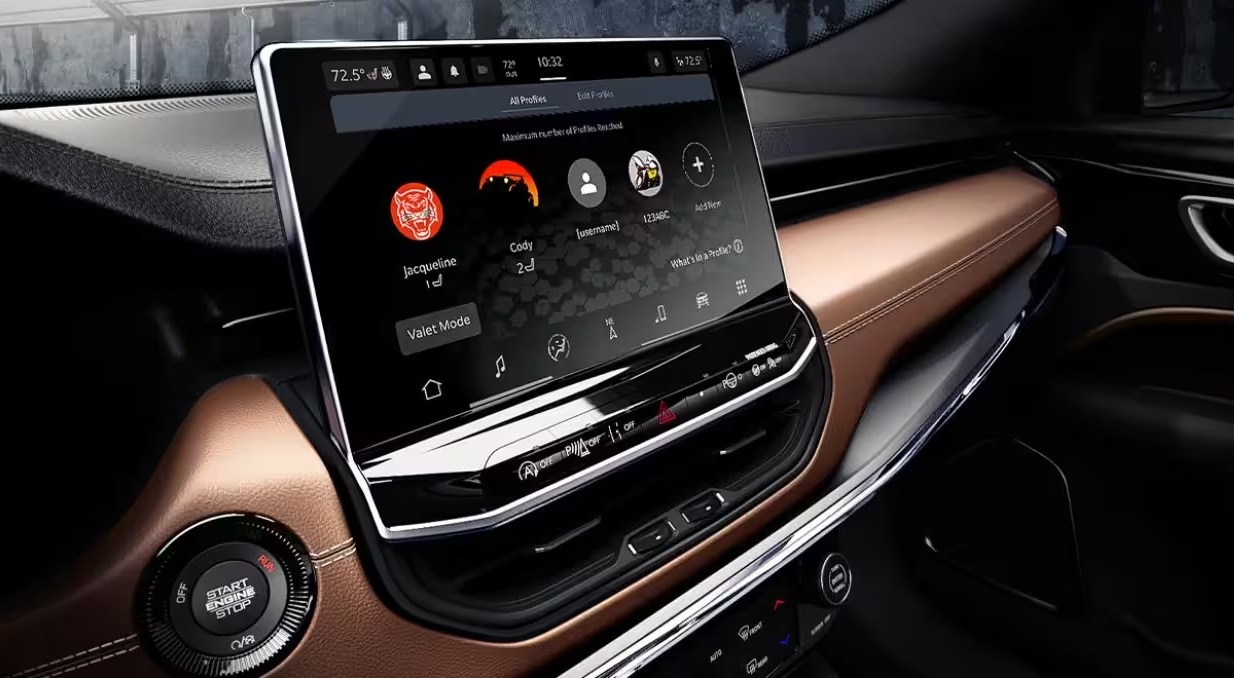 2024 Jeep Compass Touchscreen