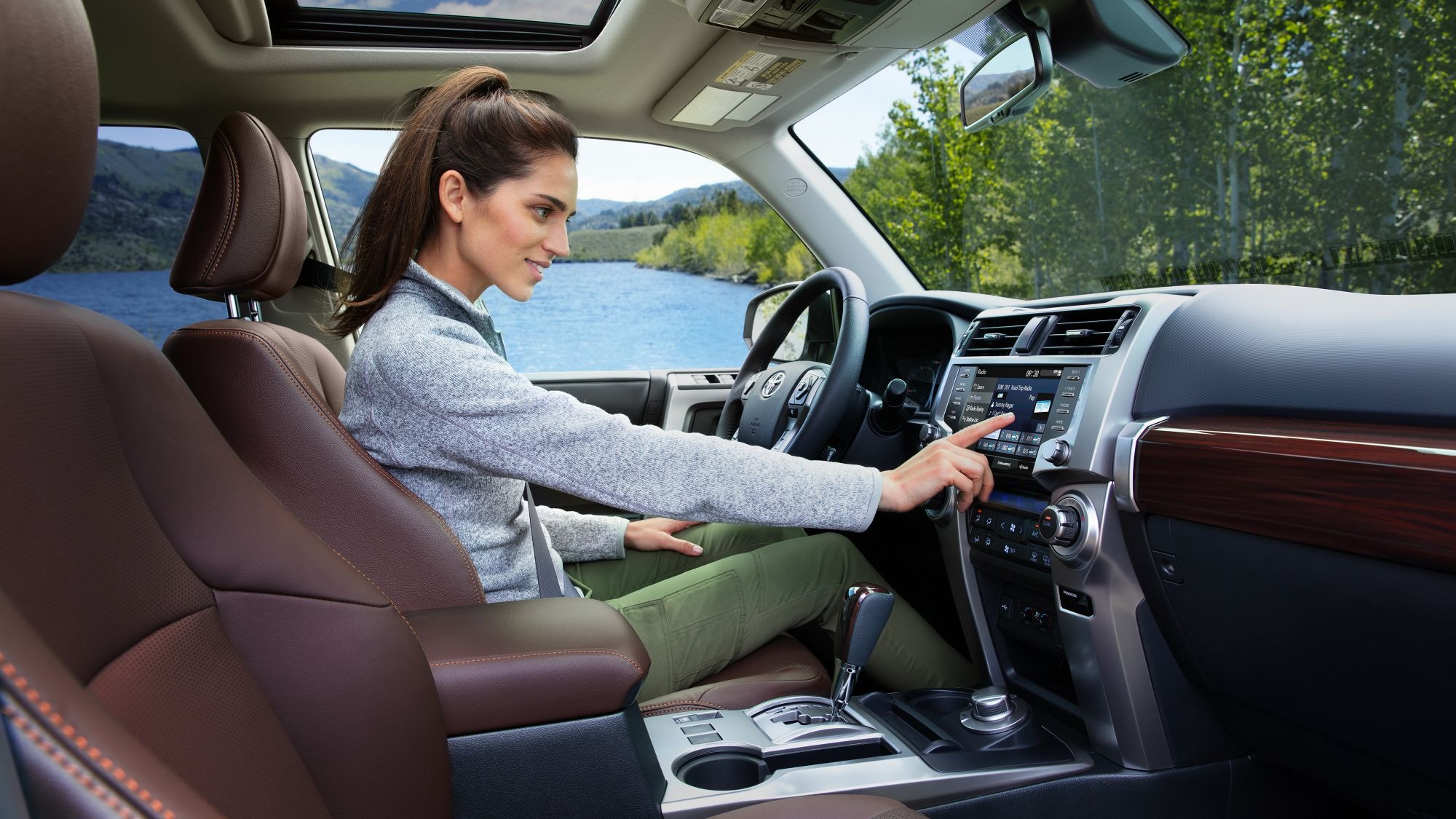 2024 Toyota 4Runner Front Cabin