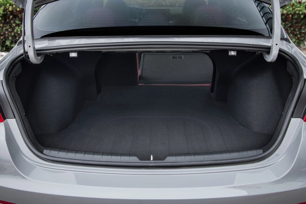 2024 Kia K5 Smart Trunk