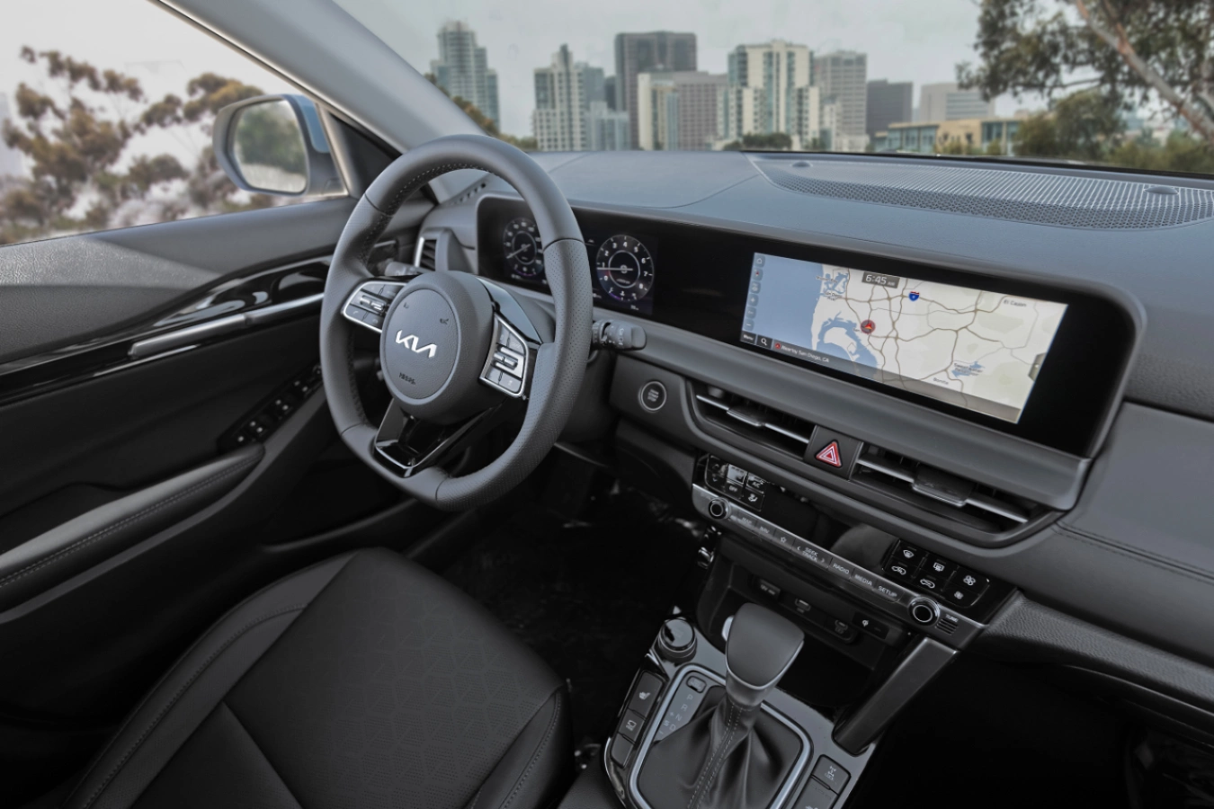 2024 Kia Seltos Main Console