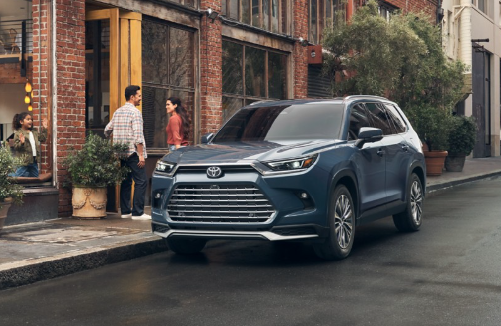 Discover the 2024 Toyota Grand Highlander A spacious, versatile SUV