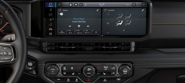 2024 Wrangler Touchscreen