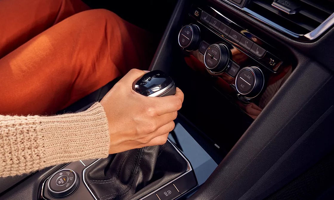 2024 Volkswagen Taos Gear Shift Knob