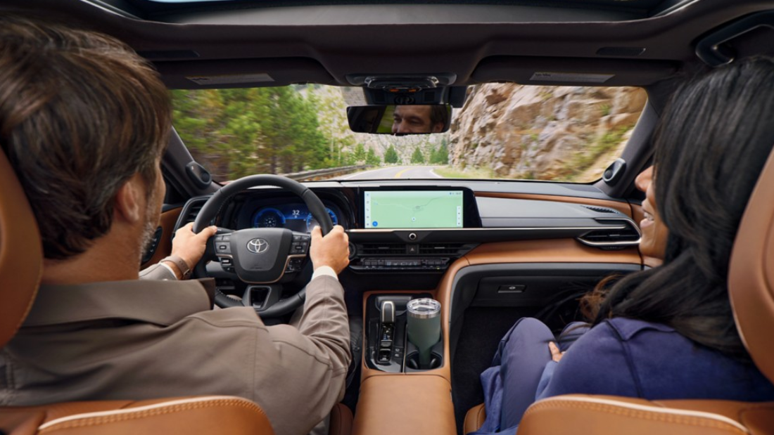2025 Toyota Crown Signia Dashboard