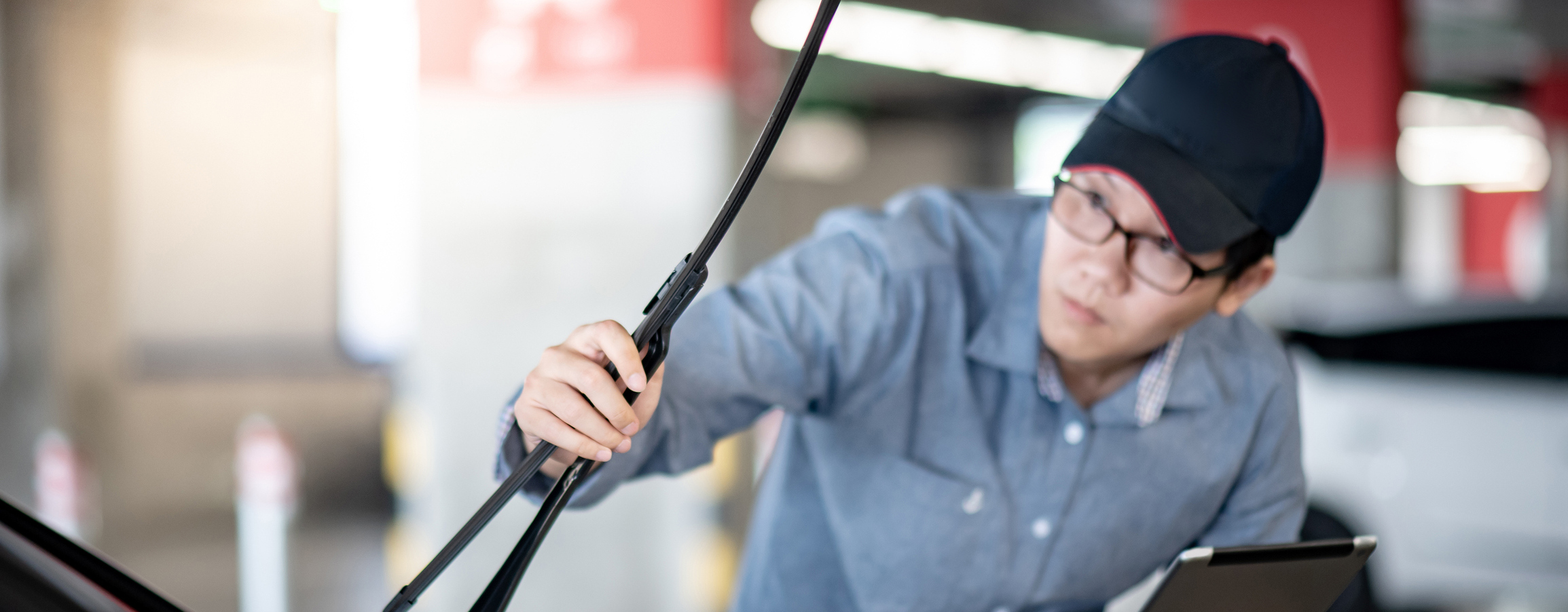 Windshield Wiper Blade Replacement in Orland Park, IL