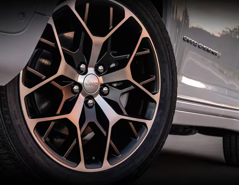 2024 Jeep Grand Cherokee Wheel