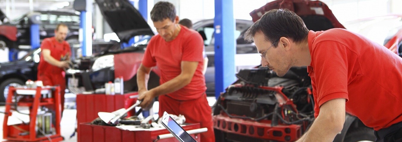 Our Team Will Work Diligently to Complete Your Next Oil Change!