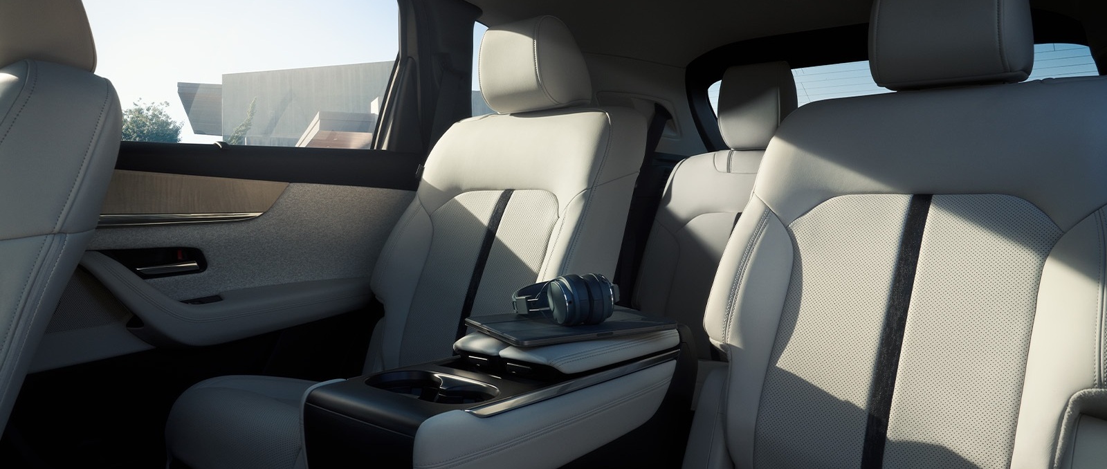 2024 Mazda CX-90 Seating