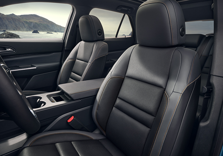 2024 Honda Prologue  front seats