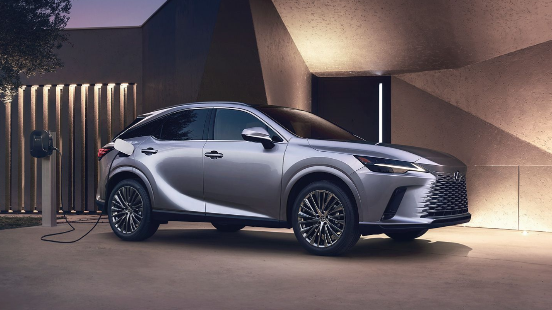 Full Hood Fender and Mirror Kit | LEXUS RX 350h 2024 Full Hood Fender and Mirror Kit | LEXUS RX 350h 2024