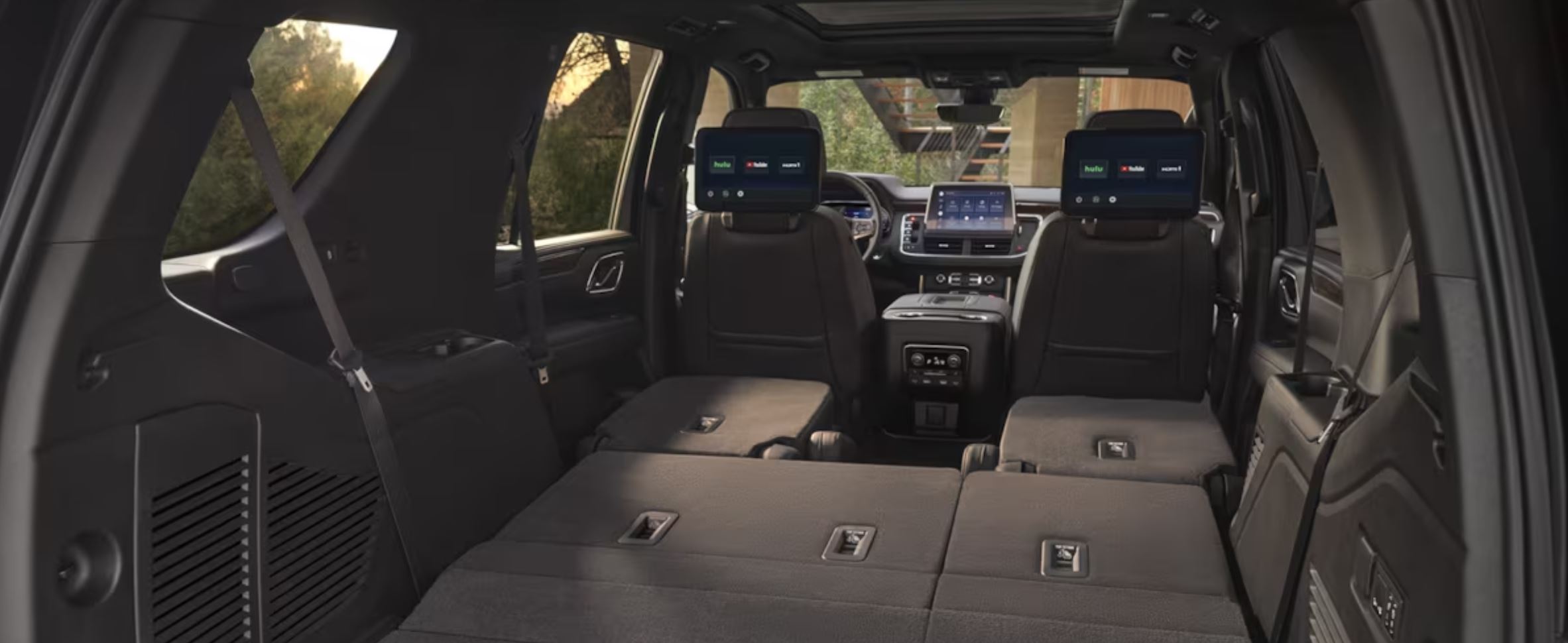 El Tahoe tiene generoso espacio para la carga y para los pasajeros.
