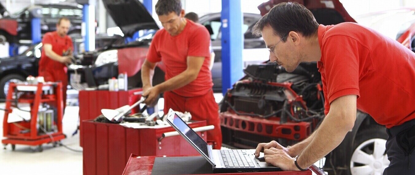 Auto Body Damage Services in Detroit, MI