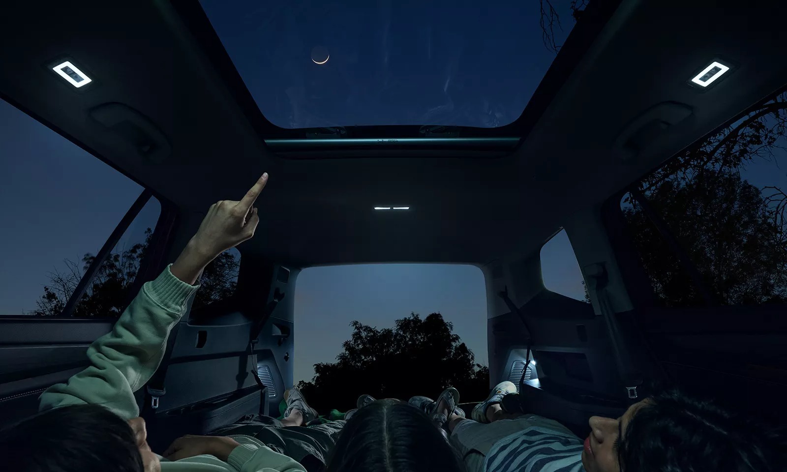 2024 Volkswagen Atlas Panoramic Sunroof