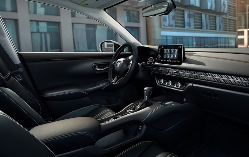 2024 Honda HR-V Front-Row Features