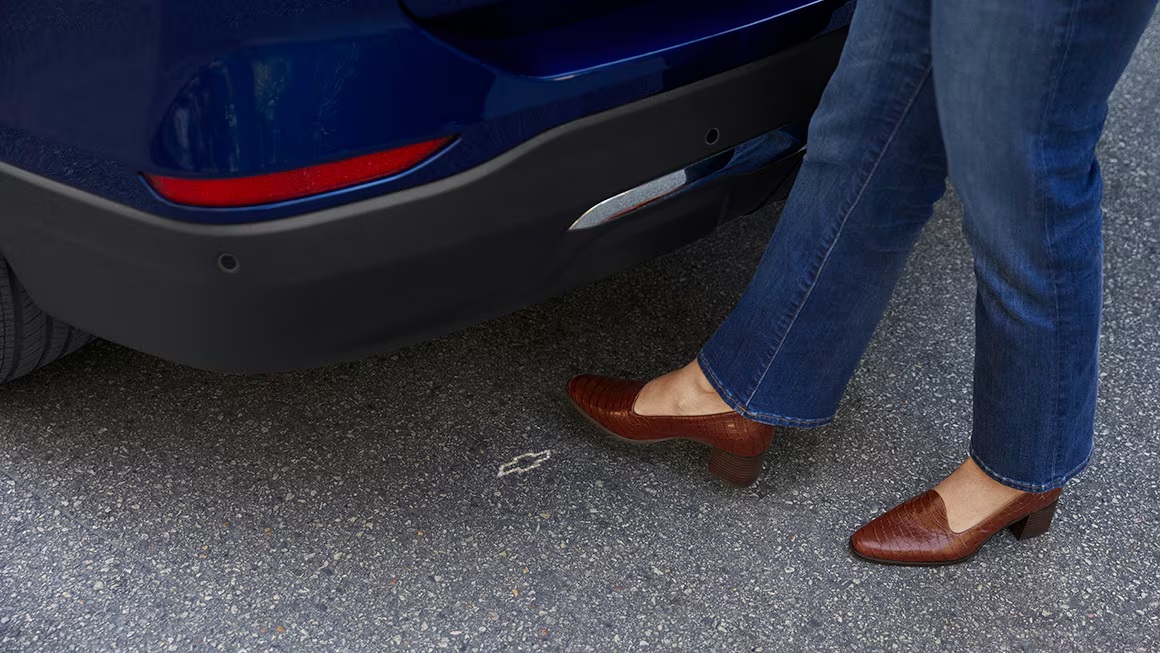 2024 Chevrolet Equinox Hands-Free Liftgate