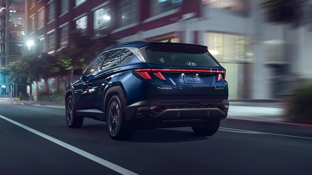 Go Green or Go Gas? The Ultimate Hyundai Tucson Hybrid vs. Gasoline Guide