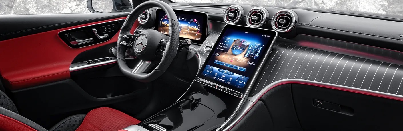 2025 Mercedes-Benz GLC Plug-In Hybrid Dashboard