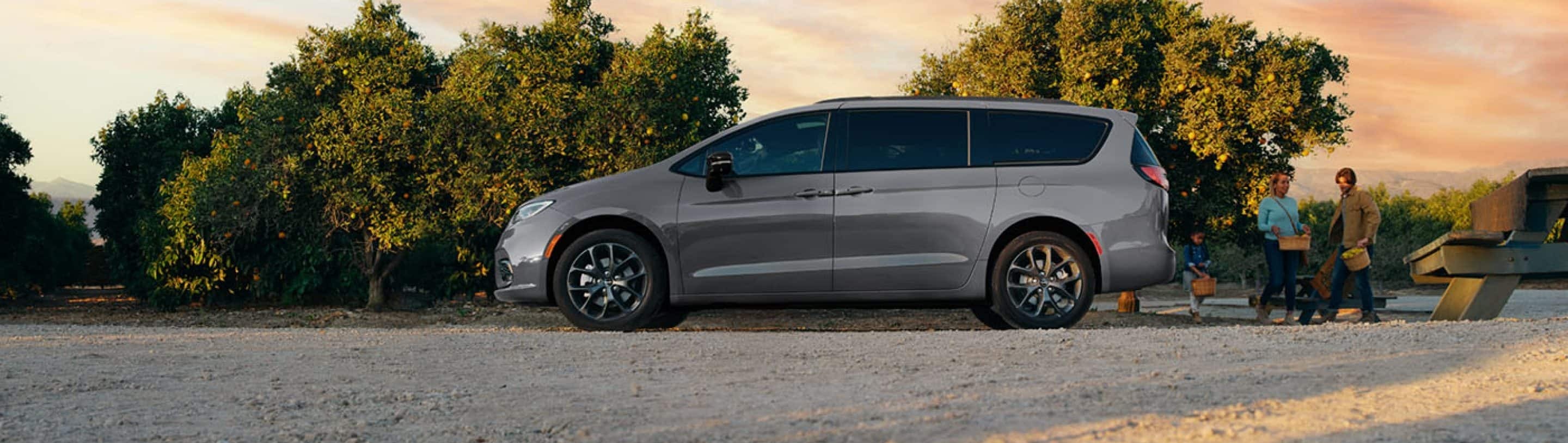 2024 Chrysler Pacifica for Sale near Elizabethtown, PA