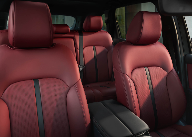 2025 MAZDA CX-70 Seats