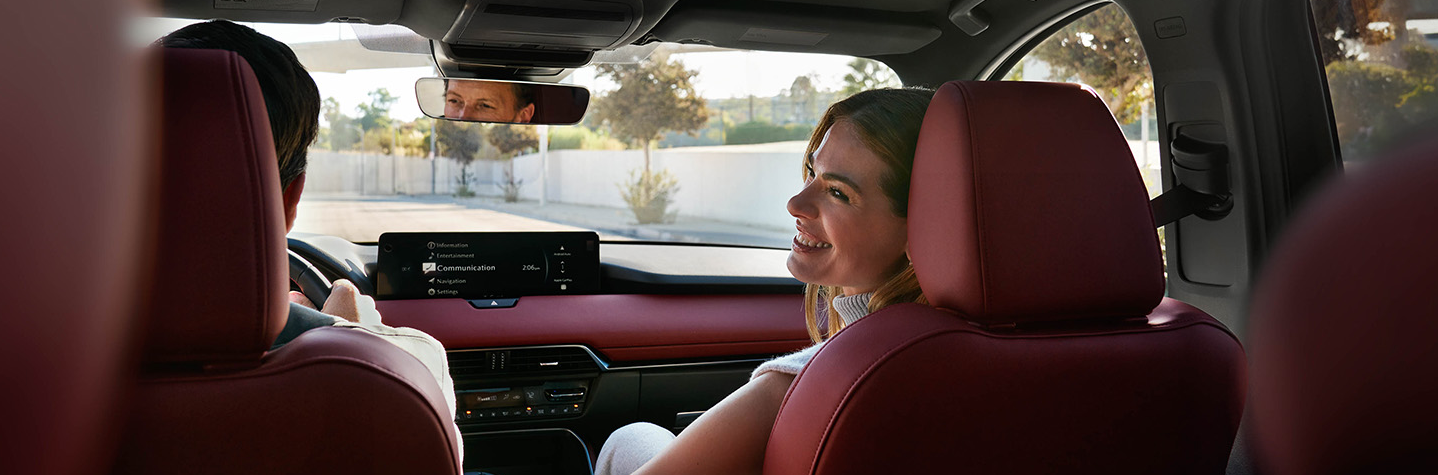 2025 MAZDA CX-70 Front Row