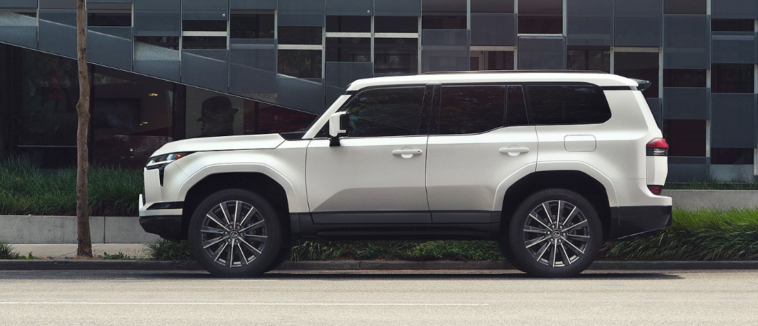 2024 Lexus GX 550 for Sale near Deerfield, IL