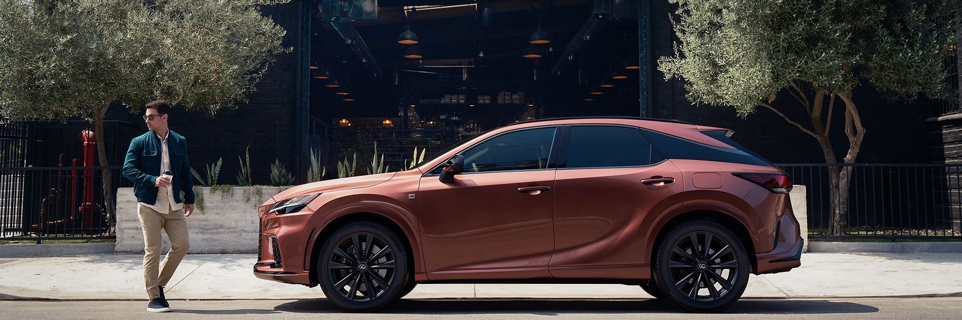 2024 Lexus RX 350 vs 2024 Cadillac XT5 near Annandale, VA