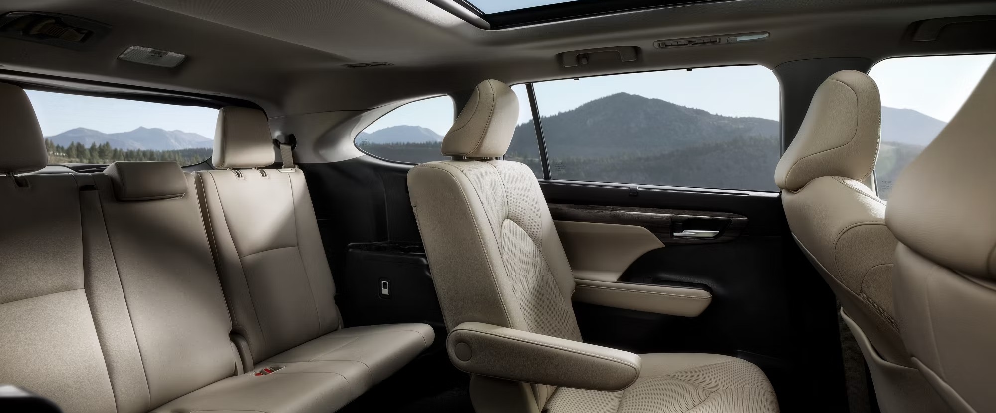 2024 Toyota Highlander for Sale near KY Frankfort Toyota