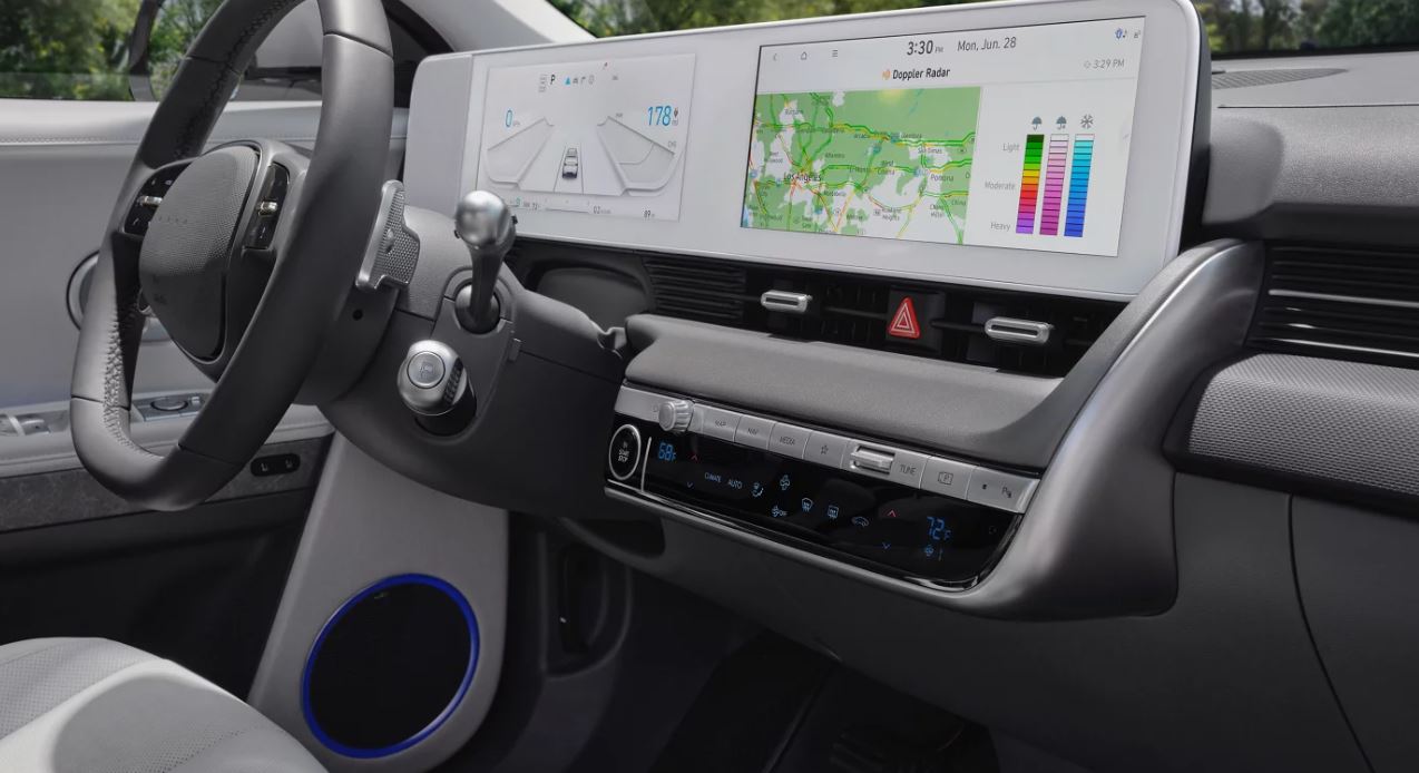 2024 Hyundai IONIQ 5 Touchscreen