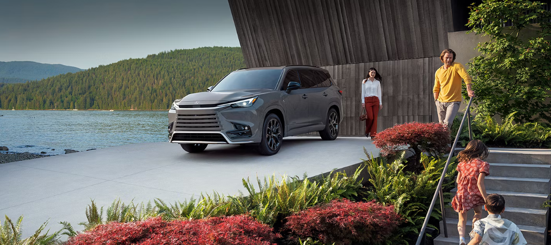 2024 Lexus TX 500h for Sale near Schiller Park, IL