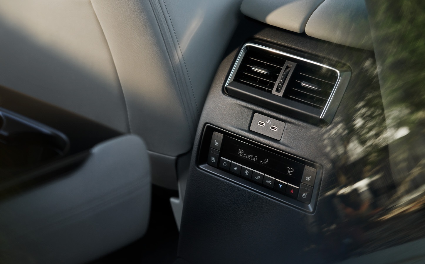 2024 MAZDA CX-90 Rear-Row Amenities