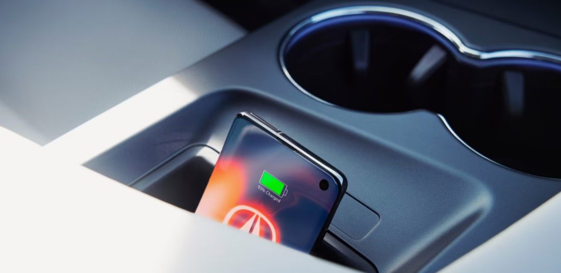 2024 Acura ZDX Wireless Charging