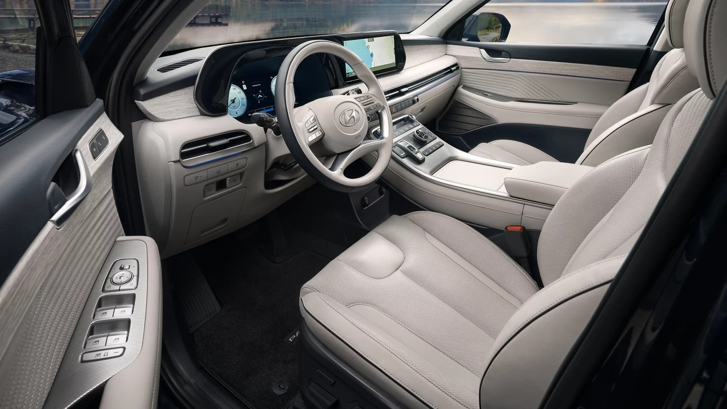 2024 Hyundai PALISADE Front Cabin