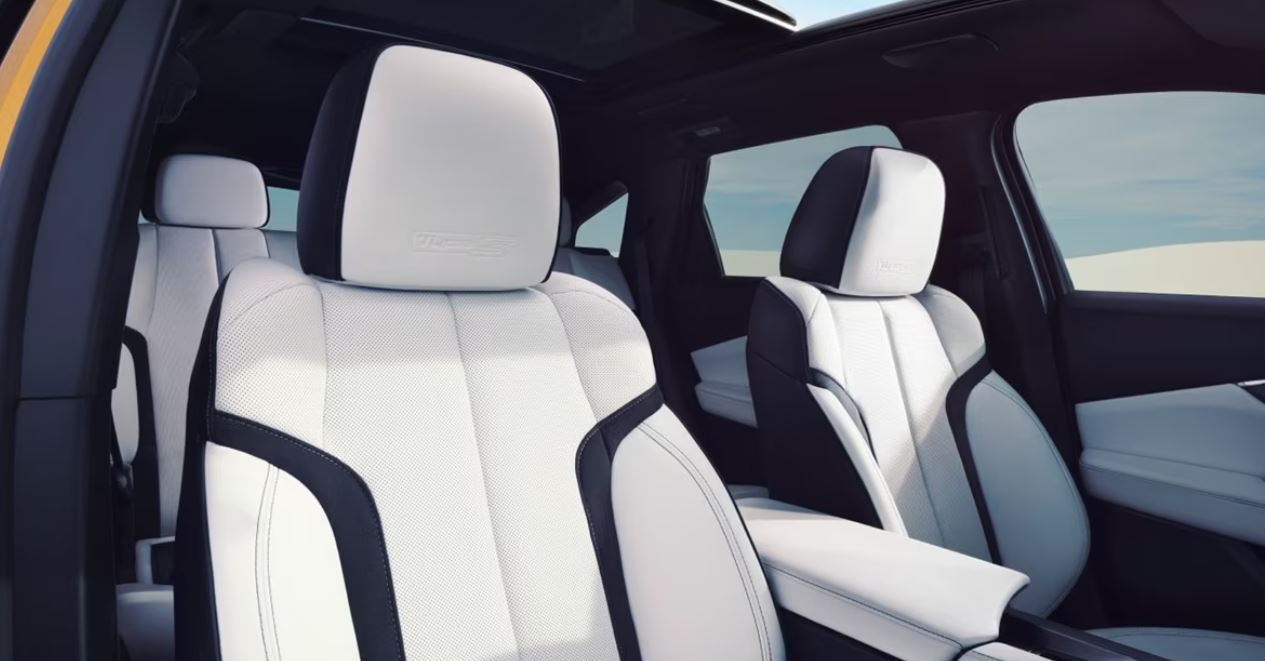 2024 Acura ZDX Seating
