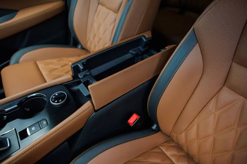 2024 Nissan Rogue Front Seats